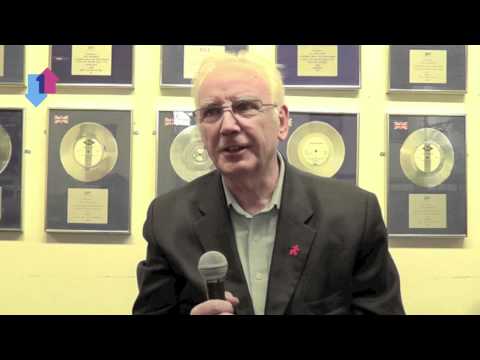 Pete Waterman on Kylie Minogue 15-10-11 | Official Charts