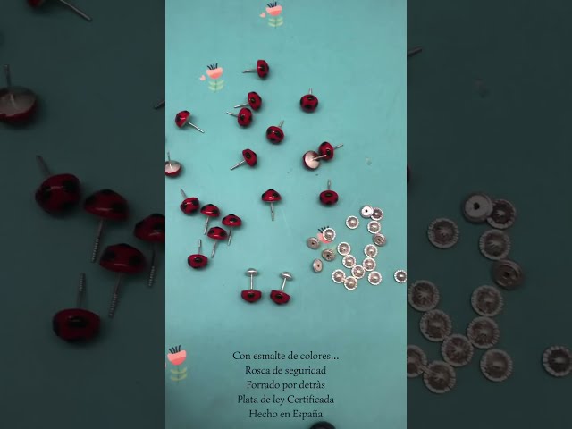 Vídeo relacionado con 16Pares Pequeños Pendientes Niñas Silver Atornillable Juego de Pendientes Hipoalergénico Surgical Steel Joyería para Niñas Unicornio/Ladybug/Fresa/Circonitas/Perlas