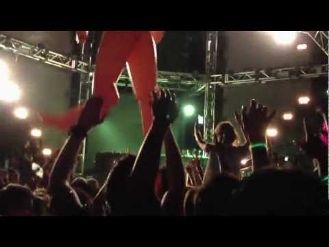 Steve Aoki x Knife Party - Piledriver [LIVE @ NWTX 2012]