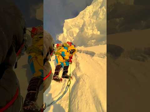 Why it's called the death zone 😳 k2 Bottleneck the Death zone Risk takers Mountain climbers