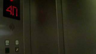 preview picture of video 'Electra talking elevators at Hakanyon Hagadol(The Big Mall) in Petah Tikva(Main elevators)'