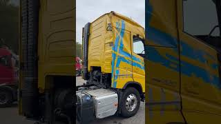 Cami&atilde;o chassi Volvo FH4-420 / ENGINE RUNNING / RETARDER / !!ONLY:129957 KM!! / LIFT+ acidentados | Imagem 4 - Autoline