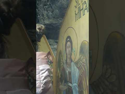 Acatistul Sf Andrei în peștera Sf Andrei