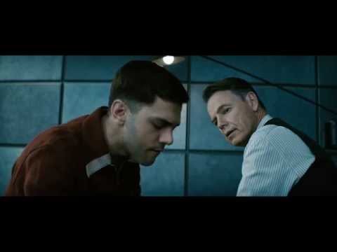 Elephant Song (Charles Binamé) - Bande annonce