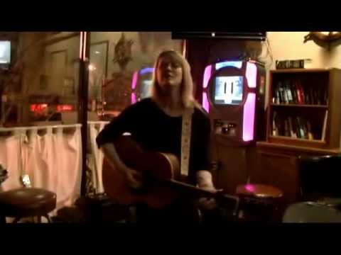 Sarah Holtschlag - live