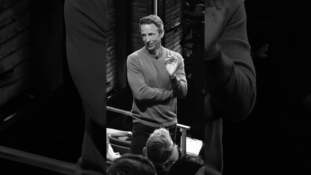 Fred Armisen demonstrates his Homer Simpson impression on Late Night with Seth Meyers