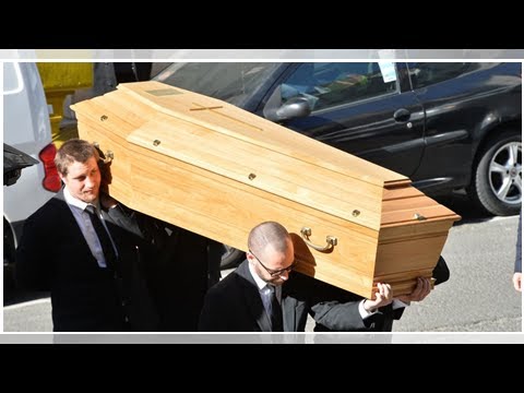 Suicide de Marcel Philippot : Sarah Lavoine et Jean-Michel Ribes à ses obsèques