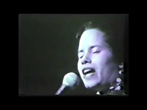 10,000 Maniacs Live in Manchester, England - May 31, 1989 (UK TV broadcast)