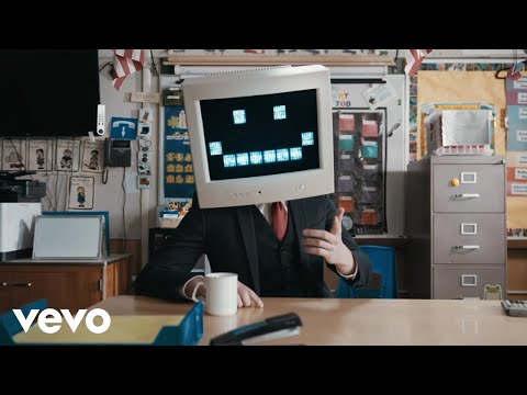 Downlowd - Well Connected (Official Video)