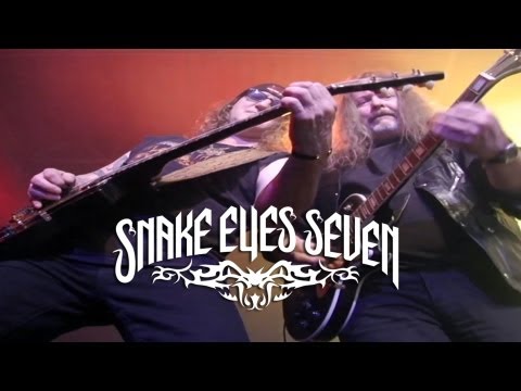 Snake Eyes Seven - Can't Fall Down