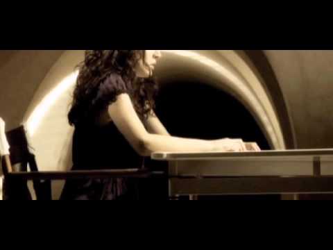 Dimos Anastasiadis - Esy (Video)