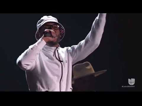 Patria y Vida en los Latin Grammy 2021 Versión Acústica ( Yotuel )