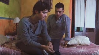 Download lagu Cruda - Corto LGTB - Mexico - (2010) mp3 Download lagu Cruda - Corto LGTB - Mexico - (2010) mp3