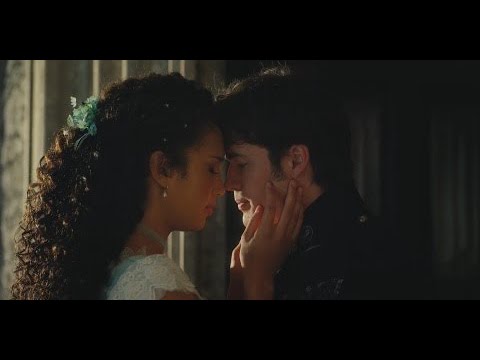 The School for Good and Evil - Agatha and Tedros Kiss [Sofia Wylie and Jamie Flatters]