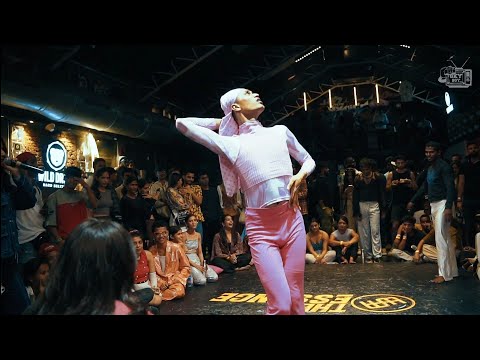 Krish vs Bunny Face Off in Top 16 Whacking Battle | SkyBoy TV