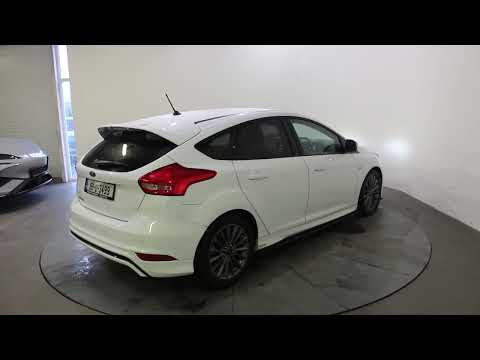 Ford Focus 1.5 TDCi 120PS ST-Line Powershift - Image 2