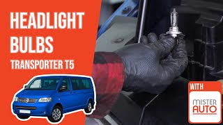Youtube thumbnail of video "How to replace the headlight bulbs Transporter T5 💡"