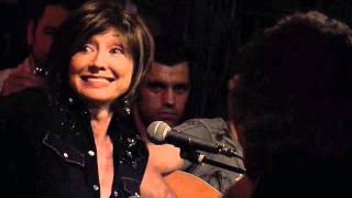 Pam Tillis, Mi Vida Loca