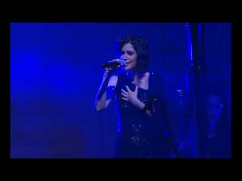 Clàssics Enderrock - País Petit - Tossudament Llach