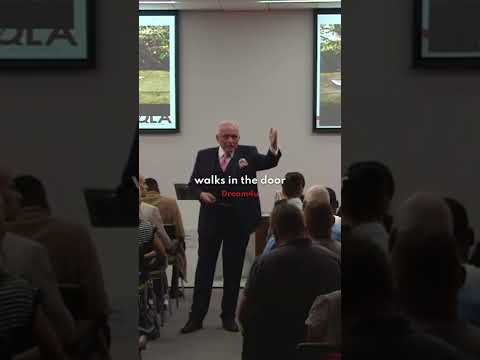 How High Performer make decisions - Dan Pena #shorts