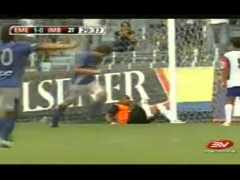 C.S. EMELEC 1 Imbabura S.C. 0  Gol de Enner Valencia