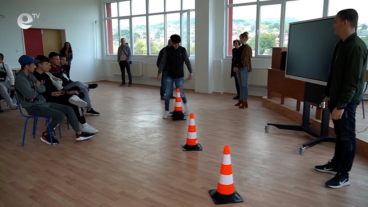 Ученици усетиха вредното въздействие на алкохола чрез специални алкоочила