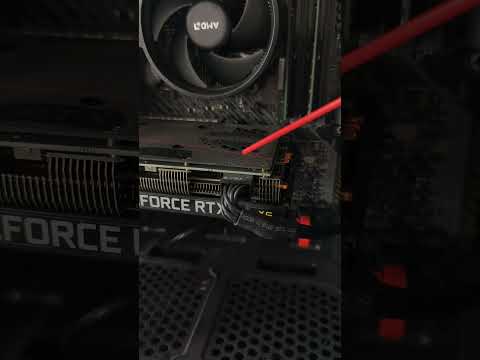 Quiso limpiar a fondo el »nuevo» portátil de su mujer y terminó de destrozar una parte vital usando