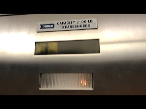 [EL] 1980 Dover Traditional Hydraulic Elevator at CVCC Student Services (Hickory, NC)