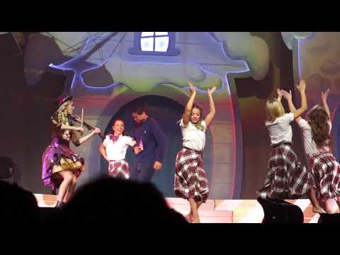 Lindsey Stirling - City National Civic - San Jose 12 20 17 I Saw Three Ships