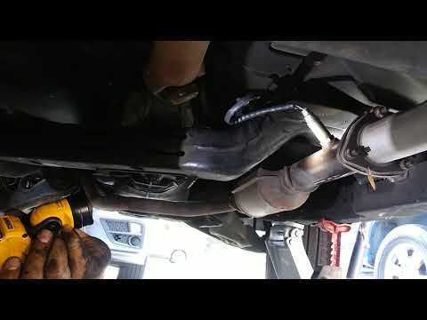 03 Chevy S10 downstream O2 sensor replacement w/my Tribus tools O2 sensor wrench!!! #s10 #o2 #tribus