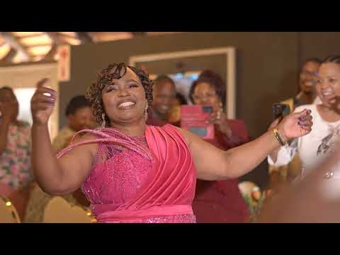 A Celebration of 60 Years: Mom Linkie’s Birthday and Thanksgiving with Family & Friends