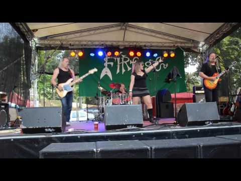 Stará škola - Stará Škola - live - Fírfest 2016