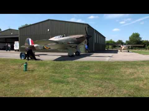 Hawker Hurricane Mark I R4118 starting up