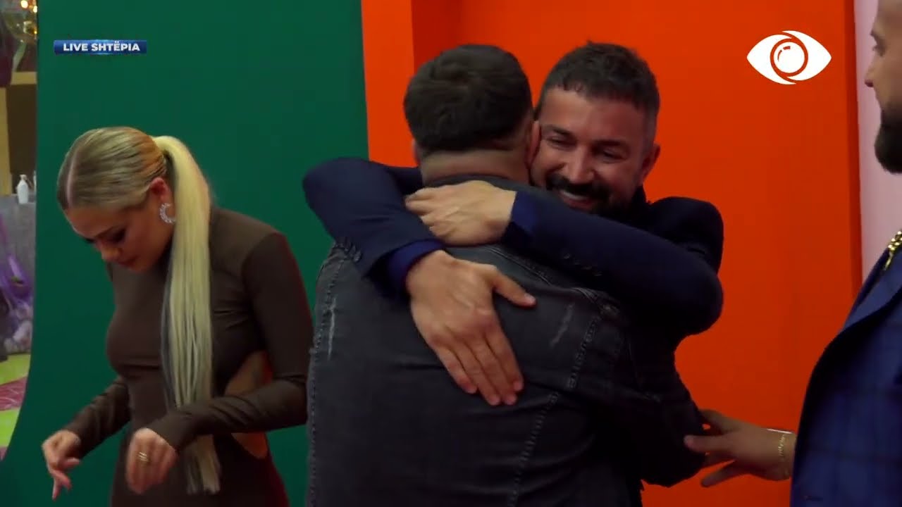 Lorenci kërkon të lërë garën: Arsyet që më çuan drejt këtij vendimi