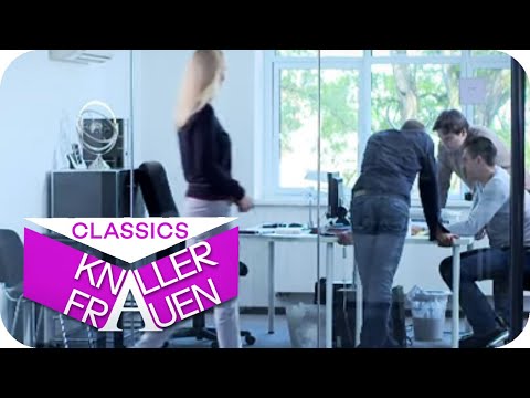 Großes Aufmerksamkeitsproblem | Knallerfrauen mit Martina Hill