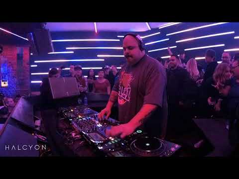 IN THE BOOTH 013 DJ SNEAK