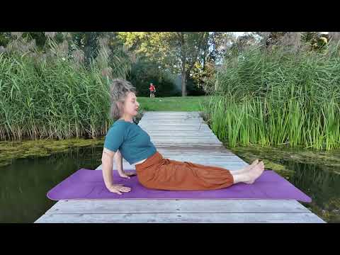 Bayrisch Yoga - Die schiefe Ebene gestützt - Purvottanasana