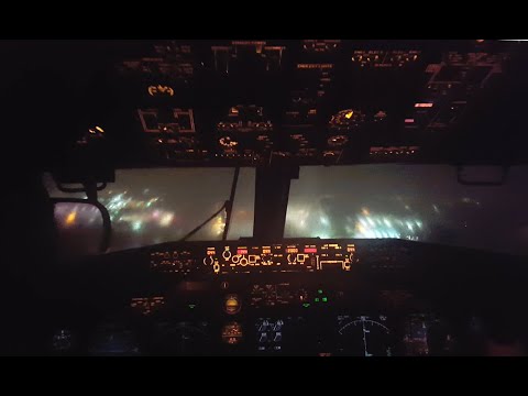 Stormy 737 landing, LGA, cockpit