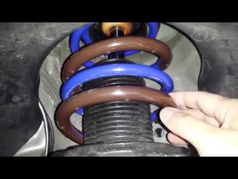 Tein rubber silencers installed on VWR Sport springs MK7 Golf R