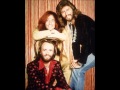 Dionne Warwick and The Bee Gees Heartbraker ...
