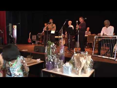 Adinda band - Surabaya party - "De Brug", Reeuwijk 18mei2014 - "Blue Eyes Crying In The Rain"