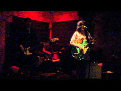 Caulfield Sisters Mosquito Live at Gutter 2-19-11.m2ts