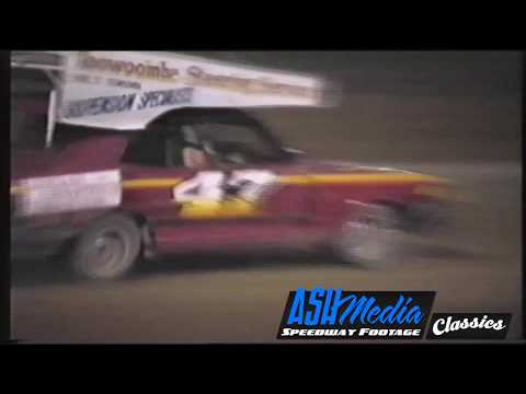 Ash Media Classic Speedway: A-Grade Sedans - Charlton - Feature Race - 29.12.1990