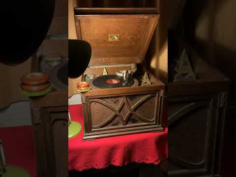 Give Yourself A Pat On The Back…… By….. Jack Hylton & His Orchestra.  (Circa 1930)