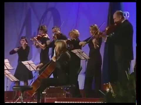 Trio Lojzeta Slaka ob spremljavi godalnega orkestra