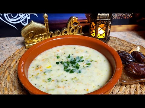 How to make creamy vegetable soup at home | شوربة الخضار و الكريمة اللذيذة والبسيطة