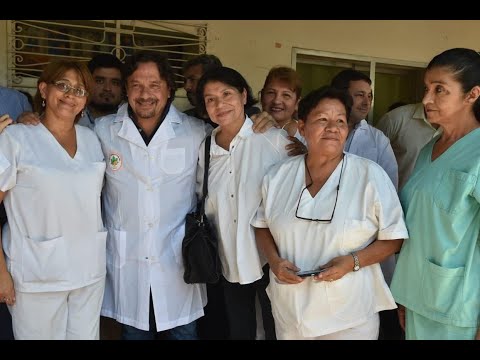 El gobernador Sáenz entregó dos ambulancias y equipamiento al hospital de Tartagal