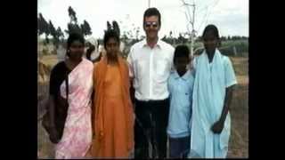preview picture of video 'Messages of Hope Evangelistic Crusade India 2001 Part 2'