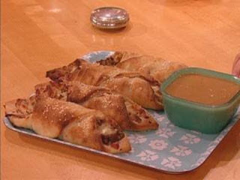 download lagu mp3 mp4 Rachael Ray Stromboli Recipe, download lagu Rachael Ray Stromboli Recipe gratis, unduh video klip Rachael Ray Stromboli Recipe