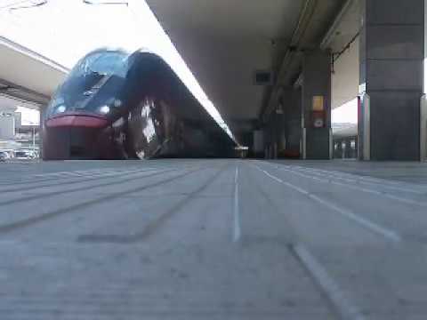 Italo in partenza da Napoli centrale
